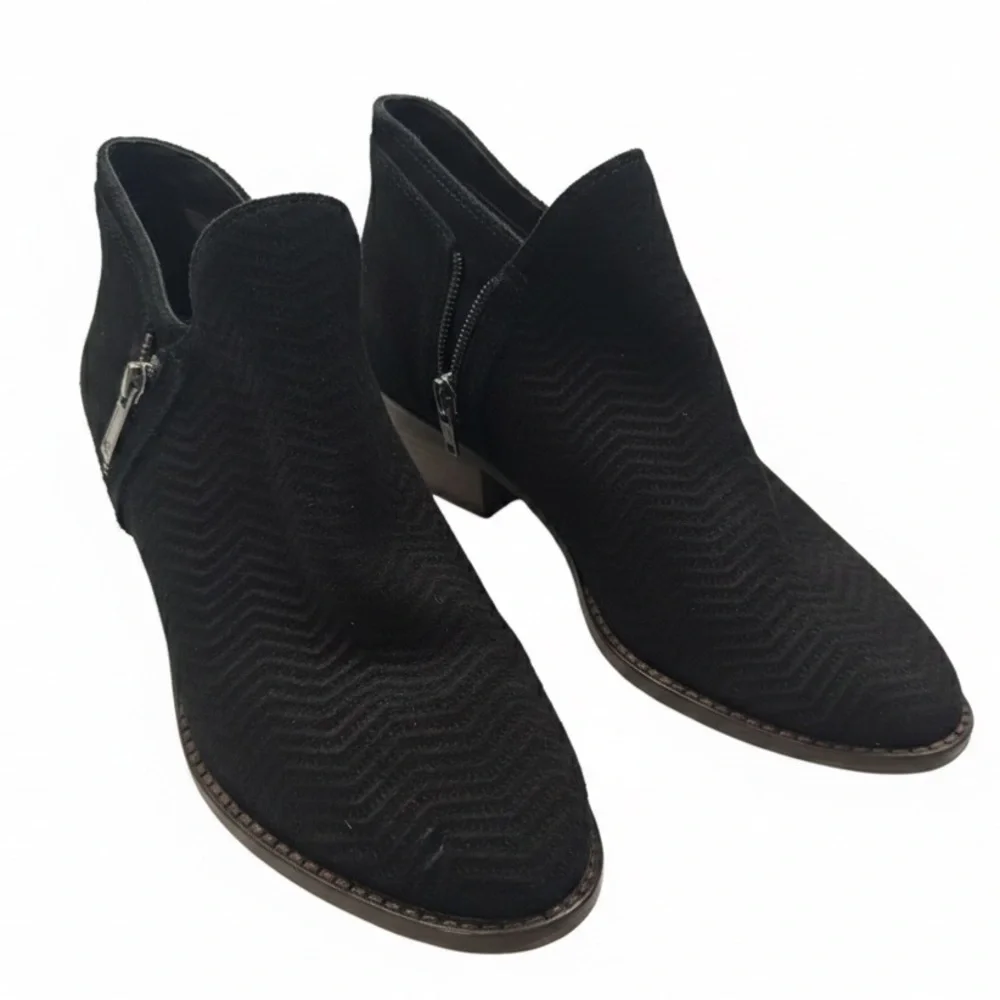 Lucky Brand Pickla Black Suede Chevron Perforated Booties NWOT 7.5